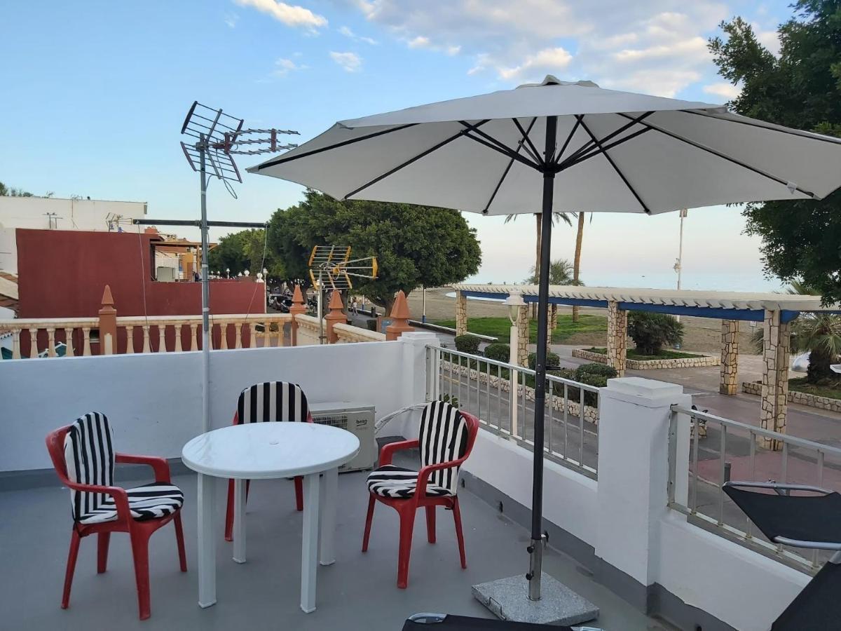 Beachfront House Malaga Bagian luar foto